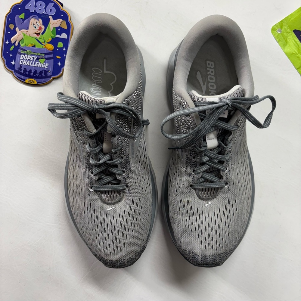 Brooks Ghost 11 Womens Size 9.5, Running, Athletic, Cross Training - Picture 3 of 9